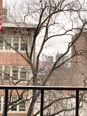 Rented by Bohemia Realty Group | media 32