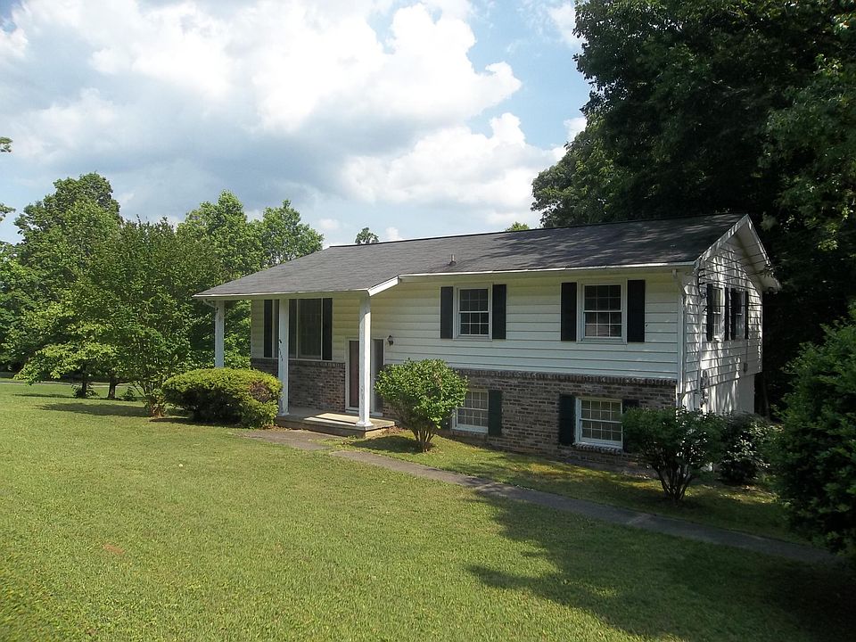 1st image of 6225 NE Grove Dr