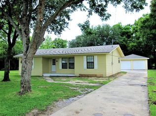 6463 Acres Ave, Port Arthur, TX 77640