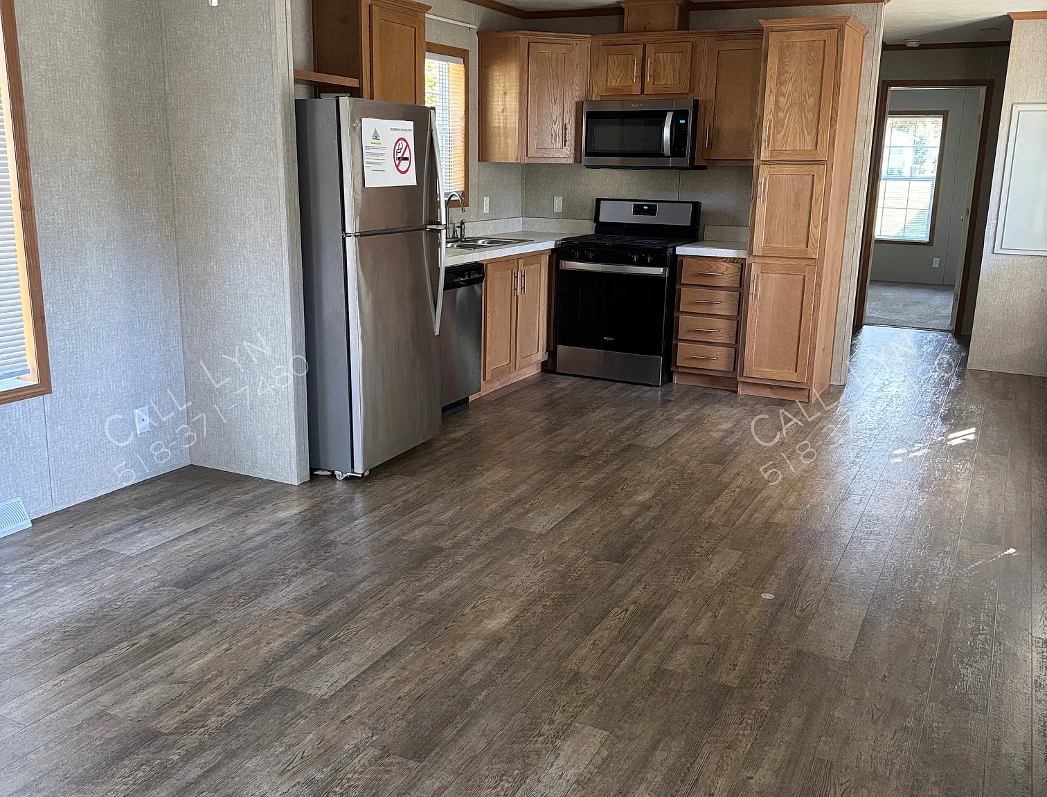 3 bed, 1.5 bath, 980 sqft, $1,685 — Photo 2