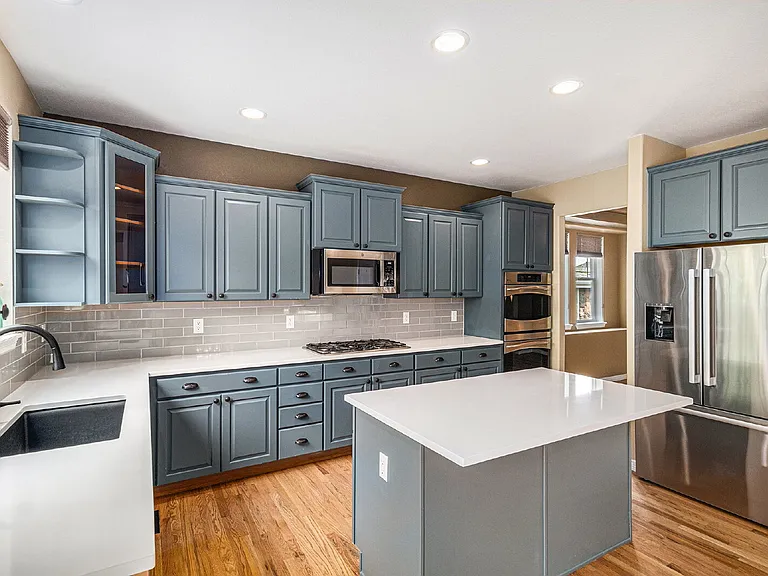 8699 S Addison Way — Photo 4