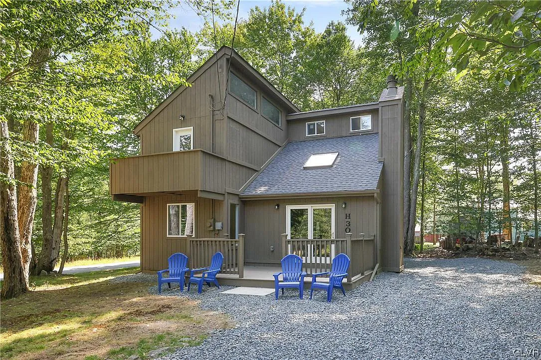 8399 Turtle Ln photo 1