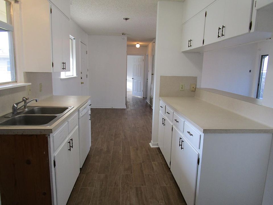 1st image of 2304 Barton Skwy #B
