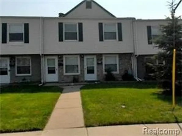 125 Floral Ave, Mount Clemens, MI 48043