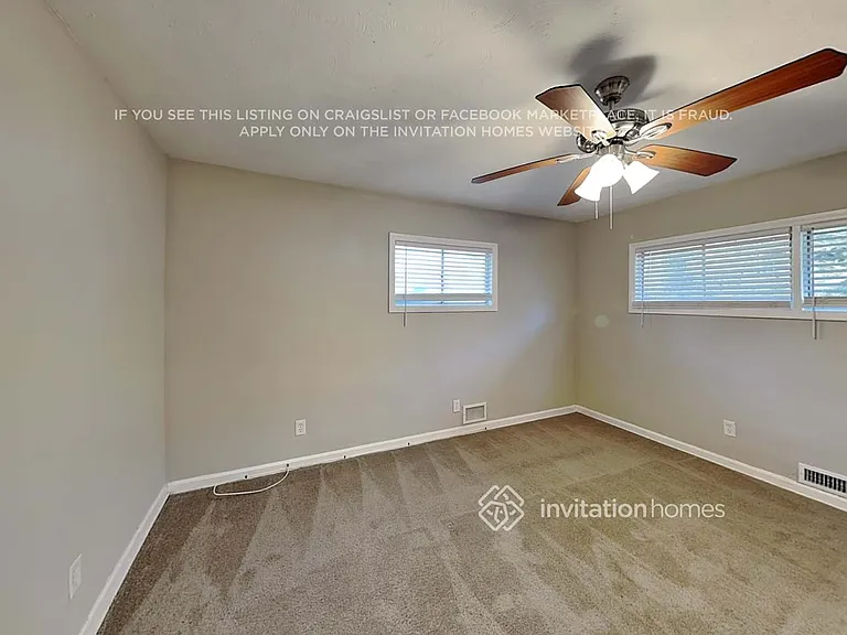 1921 Cindy Dr — Photo 12