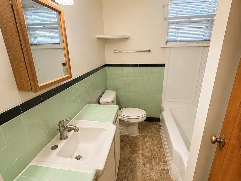 23 Yellowstone Ave — Photo 20