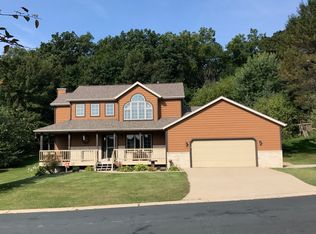1384 Terry Dr, Saint Charles, MN 55972