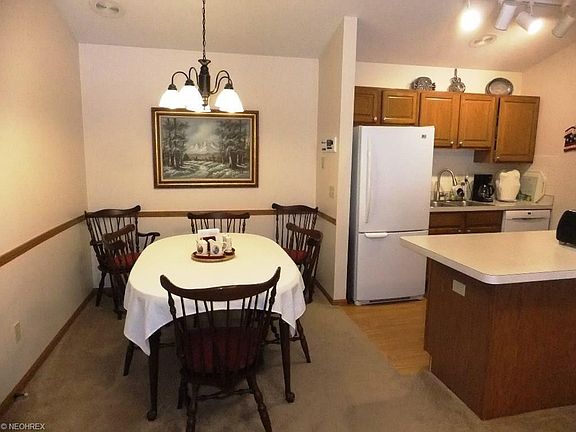 5th image of 2801 Shakespeare Ln