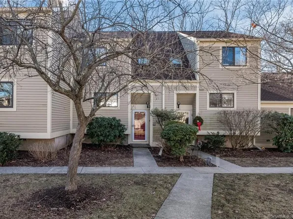 136 Sandy Point Road #136, Old Saybrook, CT 06475