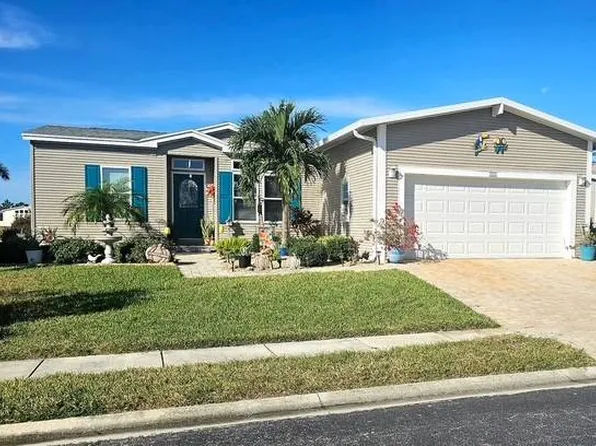 3925 Manatee Club Dr, Ruskin, FL 33570