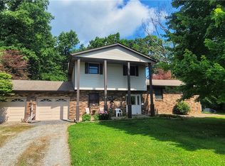 337 Ridge Rd, Zelienople, PA 16063