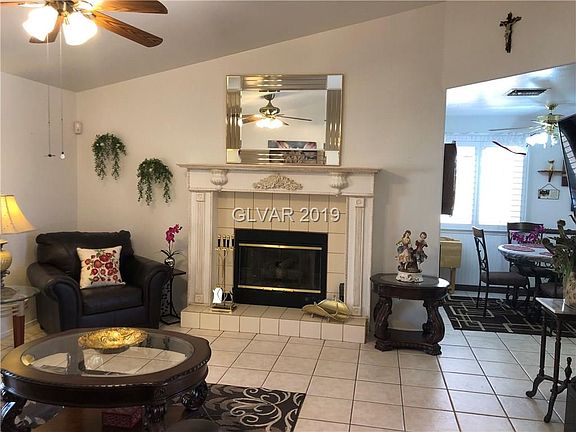 5th image of 4416 Summer Glen Ln