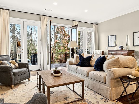 2nd image of 2280 Garrison St