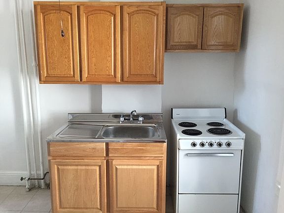 4th image of 3406 34th St APT 1D