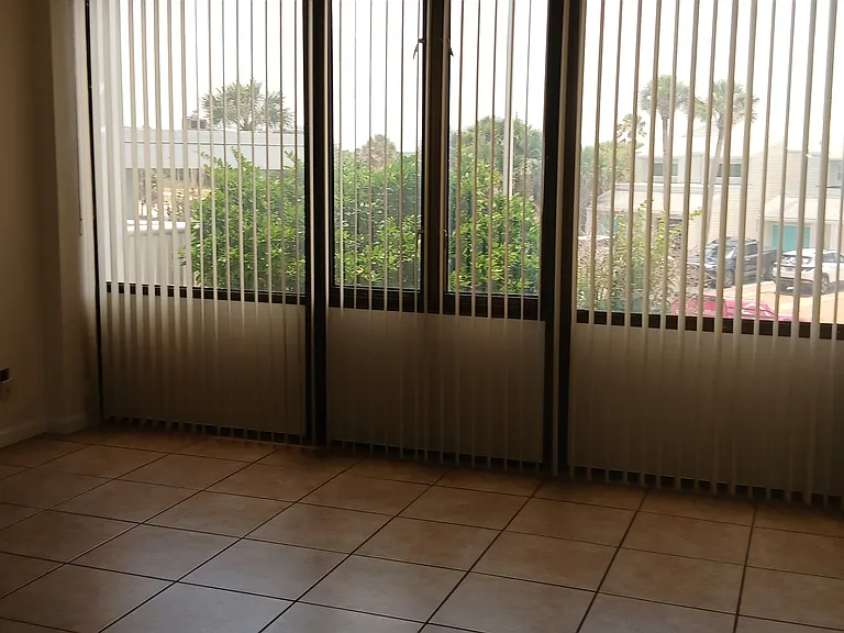101 S Oceanshore Blvd #101 — Photo 9