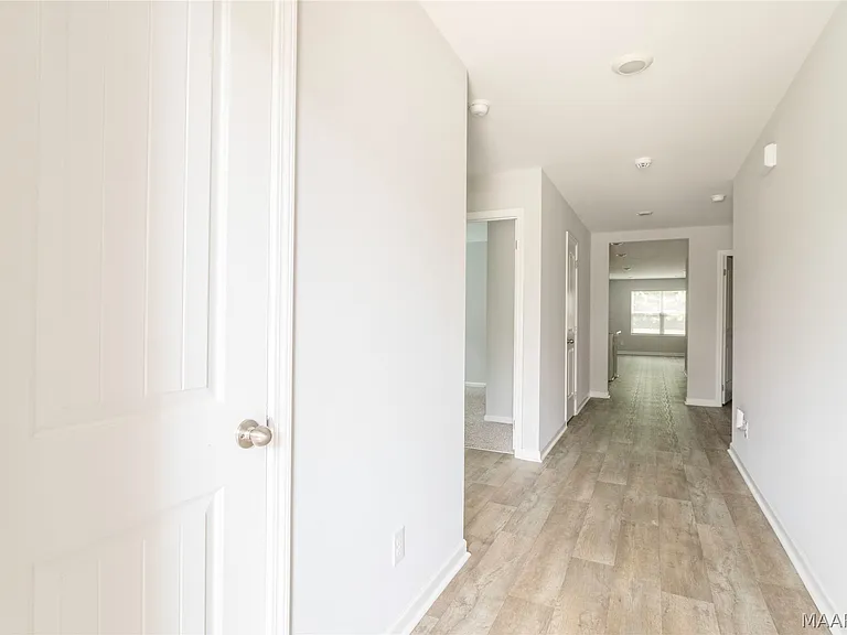 7621 Shaddix St — Photo 4