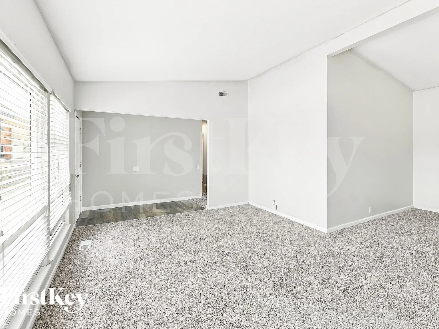 3 bed, 2.0 bath, 1408 sqft, $1,855 — Photo 4