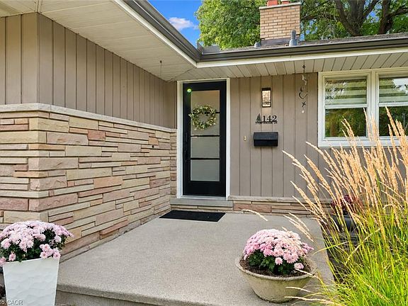 4th image of 142 Stonybrook Dr