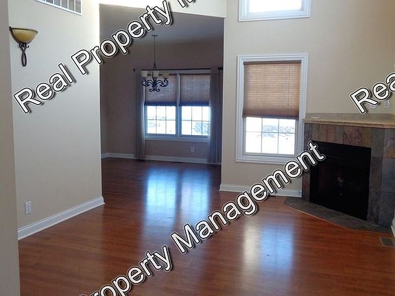 2nd image of 2912 Blue Grouse St