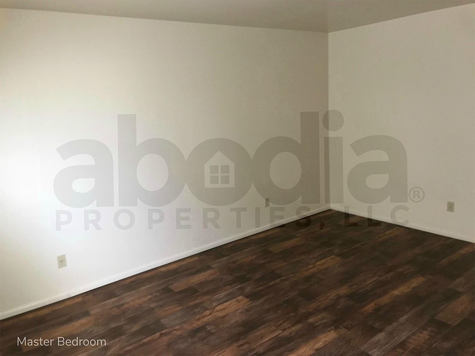 Large Master Bedroom