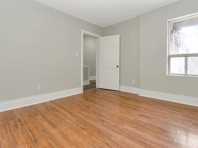 73 High St #73 HIGH ST BARRIE — Photo 19