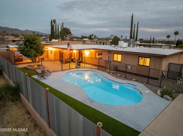 9715 E Celeste Dr, Tucson, AZ 85730