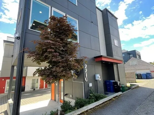 2210 NW 60th St, Seattle, WA 98107