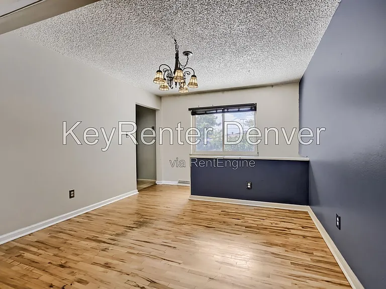 6313 Pierson St — Photo 7