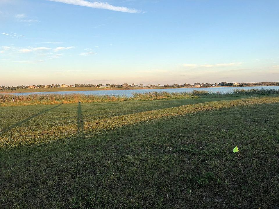 1st image of 267 Spinnaker Ct