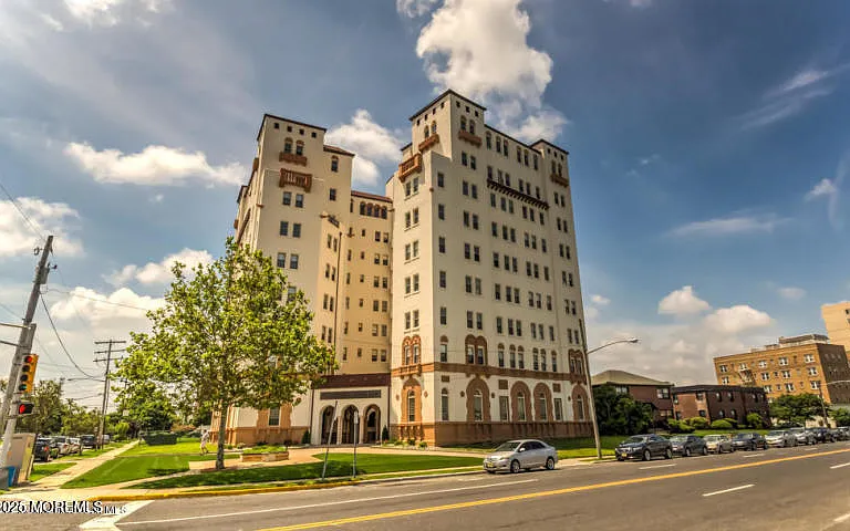 400 Deal Lake Dr #8F — Photo 40