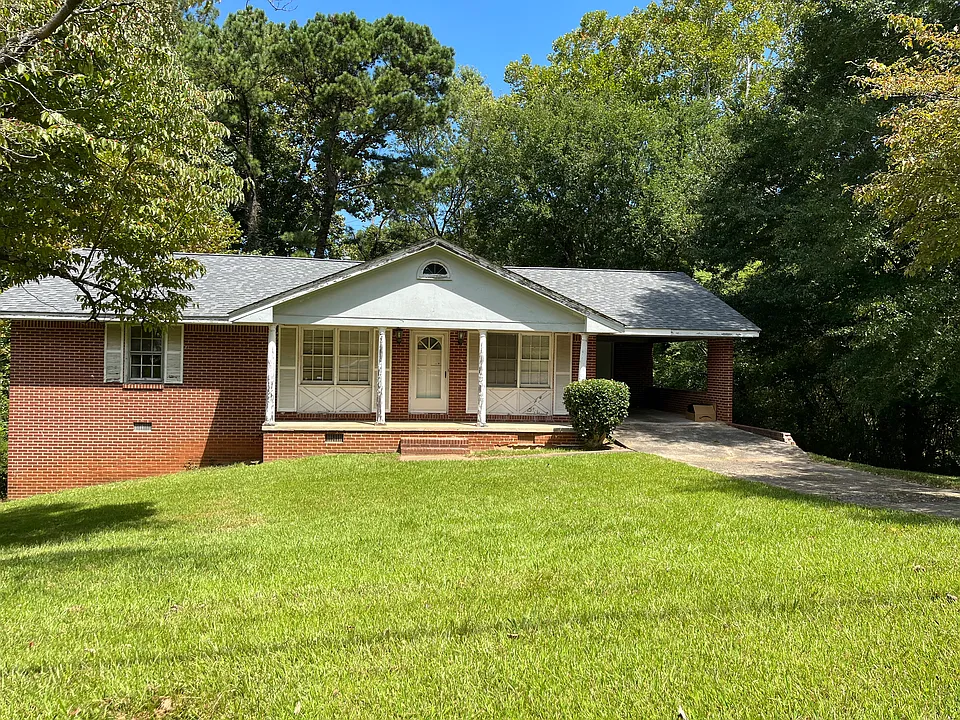 2214 Rolling View Dr