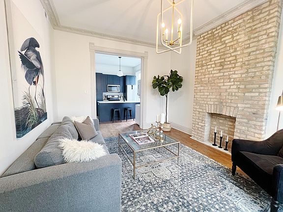 4th image of 2638 W Evergreen Ave #2F