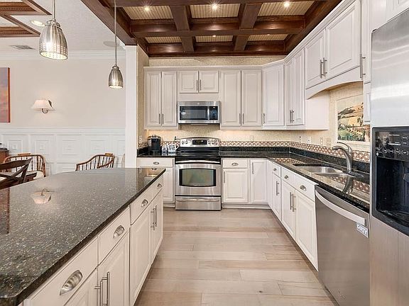 2nd image of 1303 Grand View Dr #1303