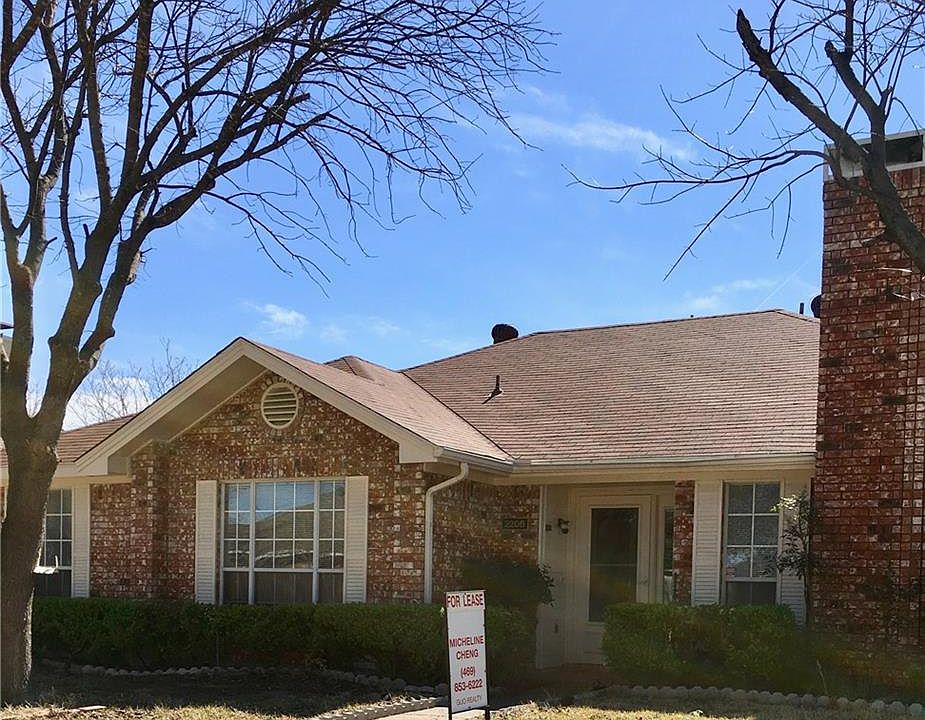 1st image of 2206 Knighthood Ln