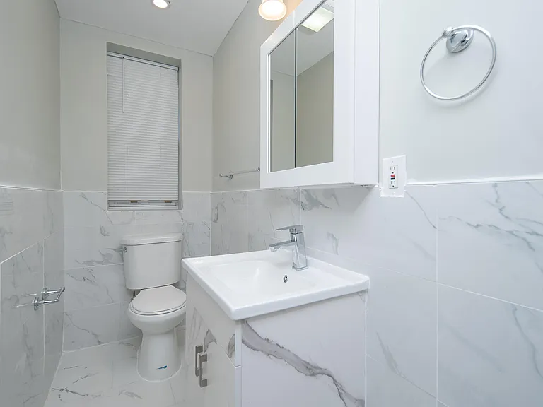 2326 15th St #2 — Photo 5