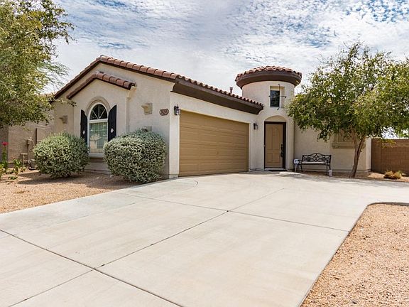 2nd image of 30269 W Earll Dr