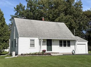 2126 Westside Dr, Rochester, NY 14624