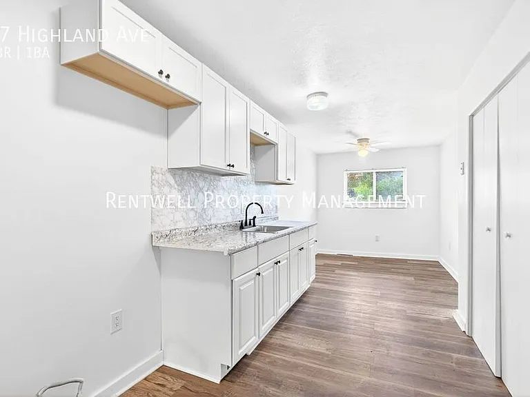 27 Highland Ave — Photo 19