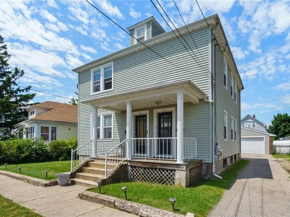 21 N Hull St, East Providence, RI 02914