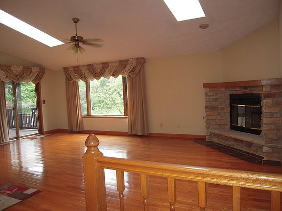 2nd image of 6743 Laurel Cherry Dr