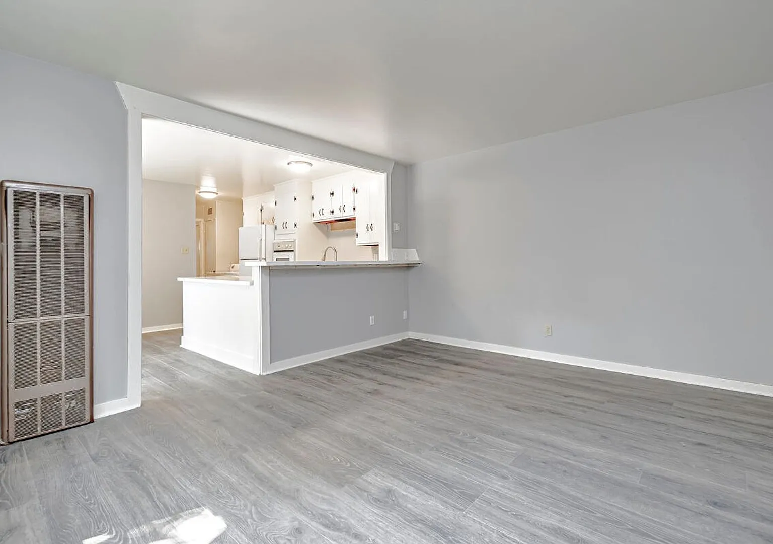 543 545 547 I Street — Photo 4