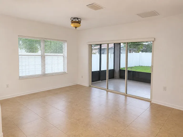 2072 Marsh Hawk Dr — Photo 4