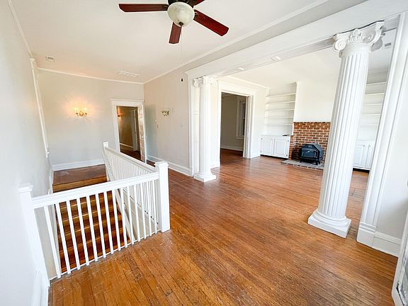 2nd image of 2021 Park Ave Unit B