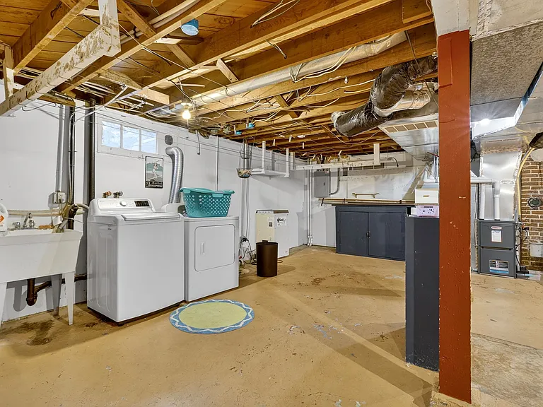 4821 SW 31st Dr — Photo 28