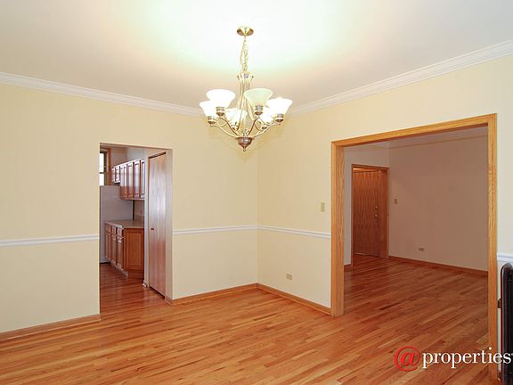 Living Room / Dining Room
