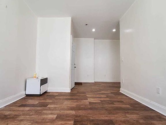2nd image of 1267 Bronx River Ave #2D