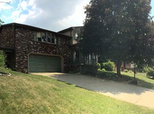 4064 Briarwood Drive, Jeannette, PA