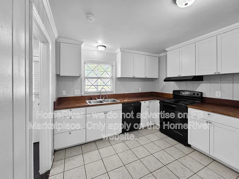 4723 Westcrest Dr — Photo 7