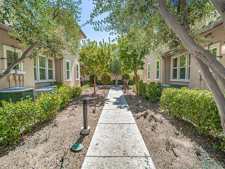 24478 Marzal St — Photo 3
