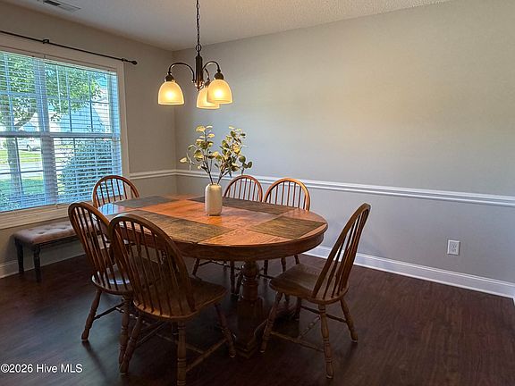 4th image of 2333 Sadler Drive #B
